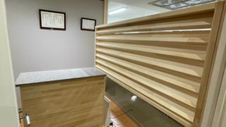 キッチンワークス札幌事務所、大理石受付カウンター設置