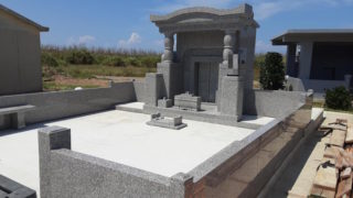 沖縄のお墓破風墓新規施工事例 ～ 離島の津堅島